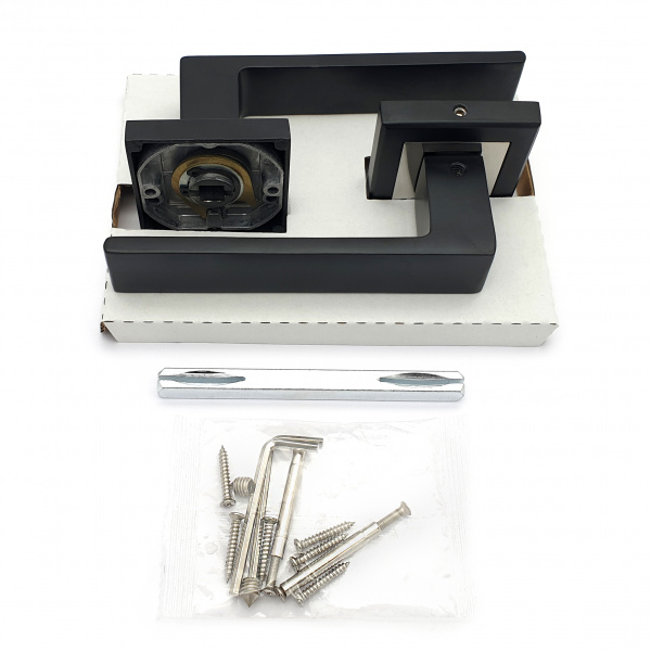 Комплект дверных ручек SOLLER KR-80AE8S черный/хром 