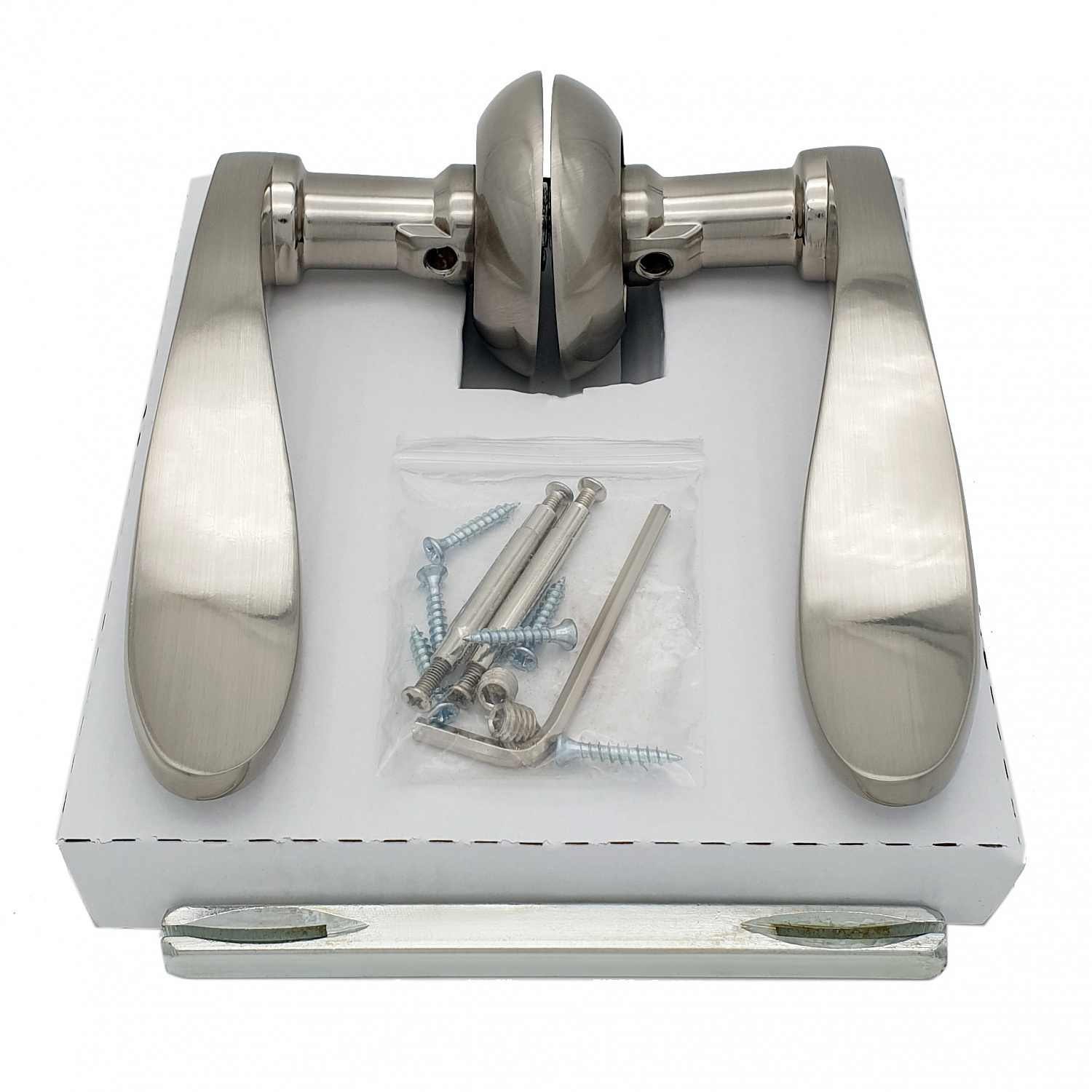 Комплект дверных ручек SOLLER ZY-509 SS матовый никель