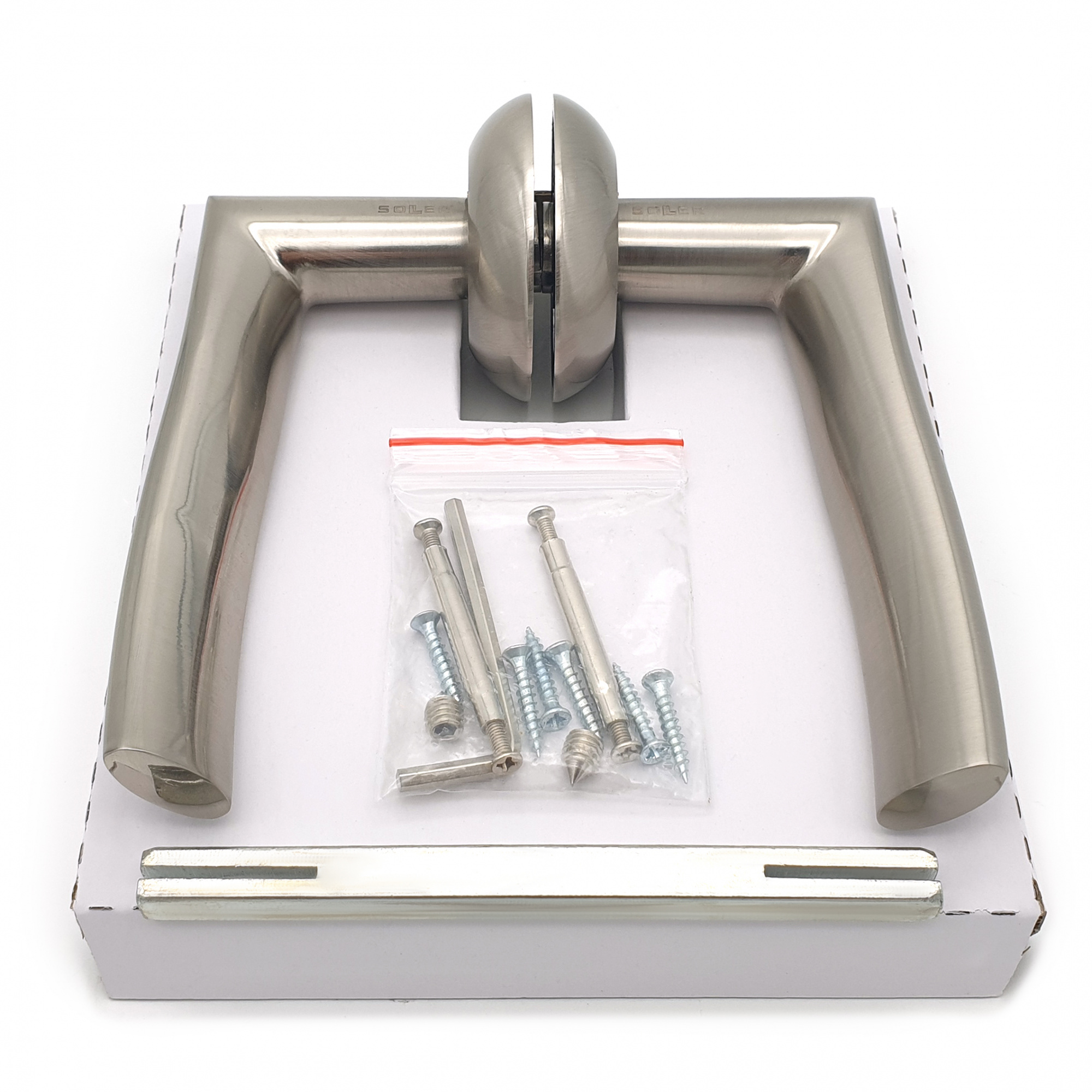 Комплект дверных ручек SOLLER ZY-501 SS матовый никель