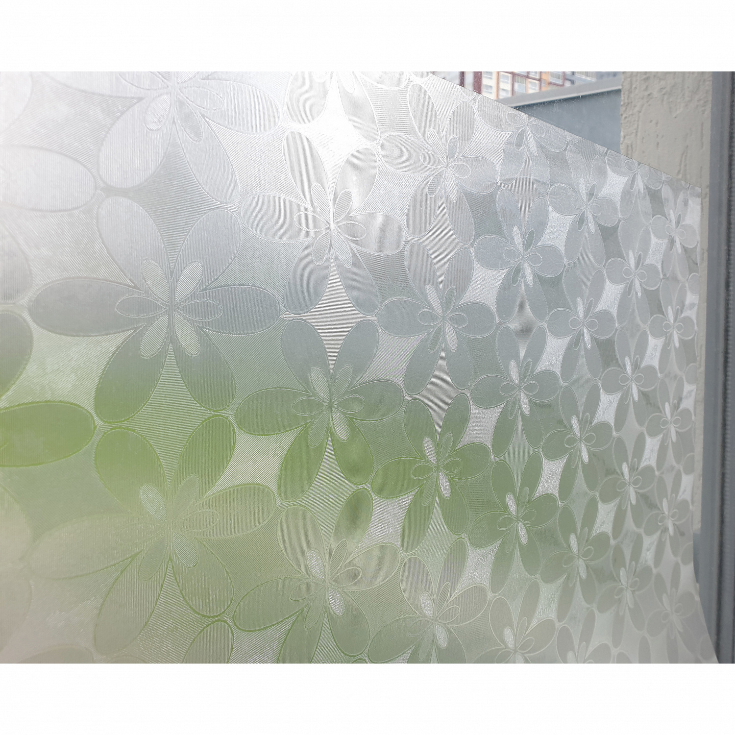 Пленка самоклеящаяся витражная 0,45*8 м Р6